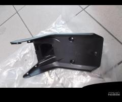 Supporto porta targa Pegaso 660 2005 2009