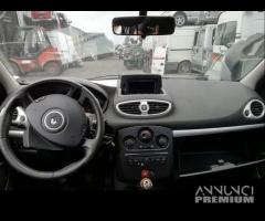 Renault Clio 2009 Per Ricambi