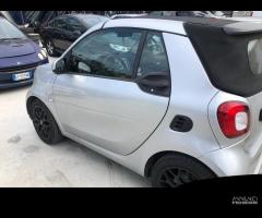 Smart 453 Fortwo ricambi vari interni ed esterni - 3