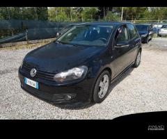 Volkswagen Golf anno 2011 benzina