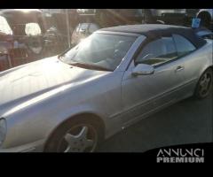 Mercedes CLK 200 Compressor Anno 2002 Per Ricambi