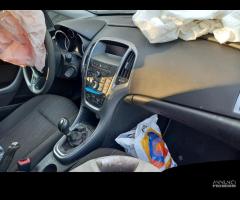 Ricambi Opel Astra sport tourer anno 2014