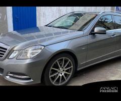 Mercedes Classe E W212 Berlina Ricambi Vari Intern - 1