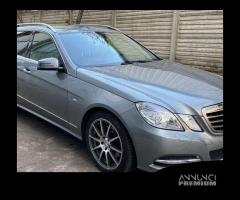 Mercedes Classe E W212 Berlina Ricambi Vari Intern - 3