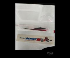 DECAL ADESIVO PUNTALE DX BENELLI TRK 502