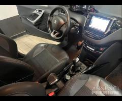 Peugeot 2008 1.6 hdi gt line full tagliandata 2017 - 11