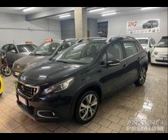 Peugeot 2008 1.6 hdi gt line full tagliandata 2017 - 16