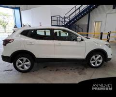 NISSAN QASHQAI 1.5 dCi 115 Business DCT - 1