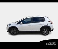 PEUGEOT 2008 BlueHDi 100 Signature S/S - 2