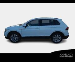 VOLKSWAGEN TIGUAN 2.0 TDI SCR 110KW Elegance DSG - 2