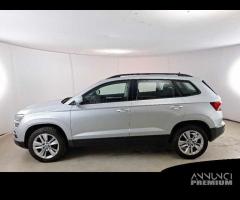 SKODA KAROQ 1.6 TDI SCR EXECUTIVE DSG - 2