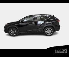 LEXUS NX 300h Hybrid Premium 4WD - 2