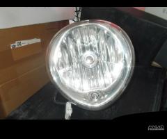 Fari anteriori Piaggio Vespa S GTS Beverly Liberty