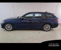 BMW 320 48V Business Advantage Touring auto