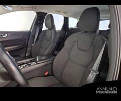 VOLVO XC60 B4 D AWD automatico Momentum