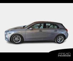 MERCEDES-BENZ A 180 d Automatic Business Extra 5 P