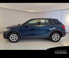 AUDI Q3 40 TDI quattro S tronic Business