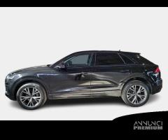 AUDI Q8 50 TDI MHEV 210kW quattro tiptronic