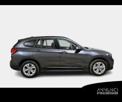 BMW X1 xDrive 25e Business Advantage automatico