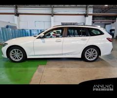 BMW 318 48V Business Advantage Touring auto