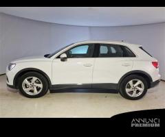 AUDI Q3 35 TDI S tronic Business Advanced