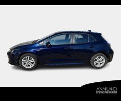 TOYOTA COROLLA 1.8 Hybrid Business 5 PORTE