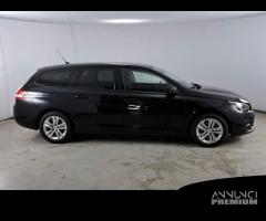 PEUGEOT 308 WAGON Business BlueHDi 130 EAT8 S/S au