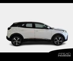 PEUGEOT 3008 BlueHDI 130 EAT8 S/S Allure