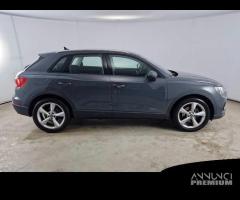 AUDI Q3 35 TDI S tronic Business