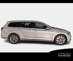 VOLKSWAGEN PASSAT VARIANT 2.0 TDI SCR 147kW Execut