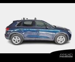 AUDI Q3 40 TDI quattro S tronic Business