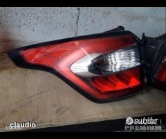 Porta anteriore posteriore ford kuga - 12