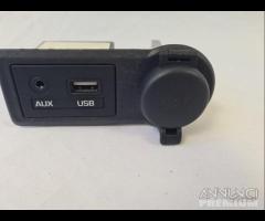 96120-1K050 Porta usb aux kia venga IX20 2016 - 25