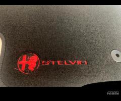 Tappetini in moquette per Alfa Romeo Stelvio con l