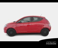 LANCIA YPSILON 1.0 FireFly 70cv S/S Hybrid SILVER