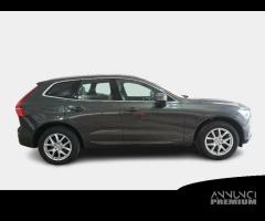 VOLVO XC60 B4 D AWD Geartronic Business Plus