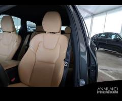 VOLVO XC60 B4 D AWD Geartronic Business Plus