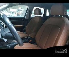 AUDI Q3 35 TDI S tronic Business