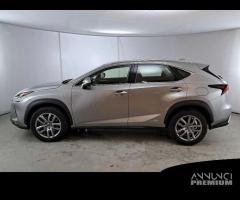 LEXUS NX 300h Hybrid Premium 4WD - 2