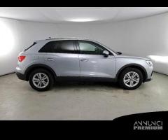 AUDI Q3 35 TDI S tronic Business