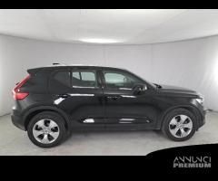 VOLVO XC40 D3 Geartronic Momentum Pro