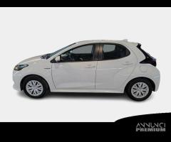 TOYOTA YARIS Hybrid Business MY20 5 PORTE