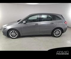 MERCEDES-BENZ B 180 d Automatic Business Extra