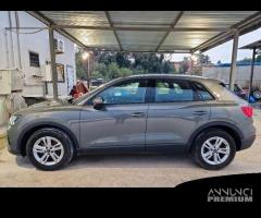 AUDI Q3 35 TDI S tronic Business - 2