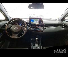 TOYOTA C-HR 1.8H 98CV E-CVT Business