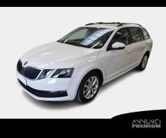 SKODA OCTAVIA WAGON 1.6 TDI CR DSG Executive