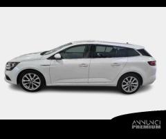 RENAULT MEGANE SPORTER 1.5 DCI 85KW BLUE DUEL2 EDC