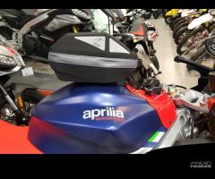 Aprilia RS / TUONO 660 borsa serbatoio + ghiera