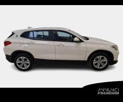 BMW X2 sDrive 18d Business X Autom.