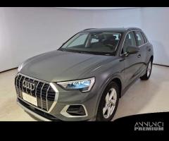 AUDI Q3 35 TDI S tronic Business Advanced